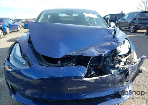 2023 Tesla Model 3 Rear-Wheel Drive z USA, uszkodzony, nr VIN 5YJ3E1EAXPF476600